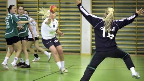 Isabell Johansson, Strömnäs, gjorde mål från linjen.