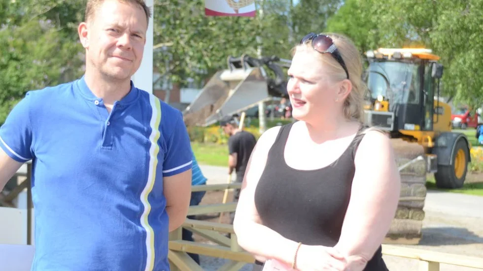 Kukkolaforsen driver café.  Martin och Johanna Spolander.