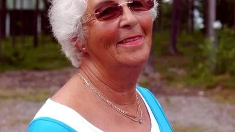 Maj-Lis Widman är den enda i gänget som fortfarande bor kvar i byn och som också är den som organiserat återträffarna. "Min förhoppning är att vi kan göra dessa träffar till en regelbunden tradition", säger hon.