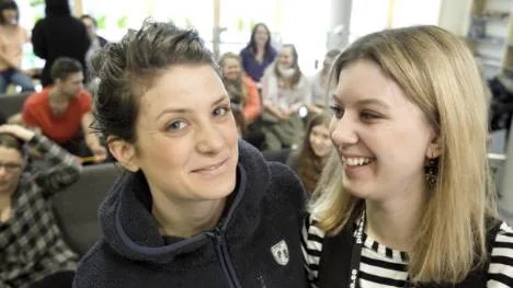 Lisa Hellmér och Caroline Hedberg leder i dag och i morgon tävlingen Case Race vid Institutionen för musik och medier.