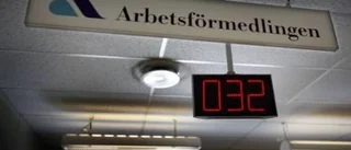 Försvagad arbetsmarknad - men fler unga får jobb