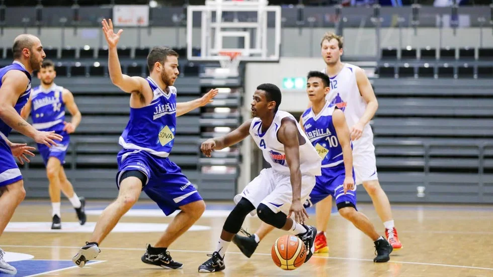 Svängigt. Caleb Musies LF Future vann mot Uppsala.