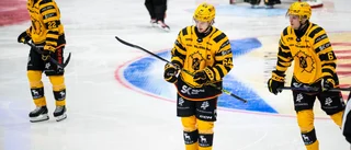 BETYG: Stjärnbackens skada stoppade honom inte: ”Den ledande spelaren – lyser med sin frånvaro”