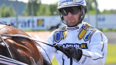 Patrik Nygren vann tre av tio lopp på Peabtravet igår, bland annat två inom V4. (Arkivbild)