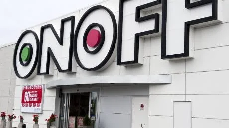 SLÅR IGEN. Onoff går i konkurs. Det innebär slutet för butiken på Storheden i Luleå. Onoffs anställda i Luleå ville inte kommentera företagets konkursansökan. Foto: Carolina Makkula