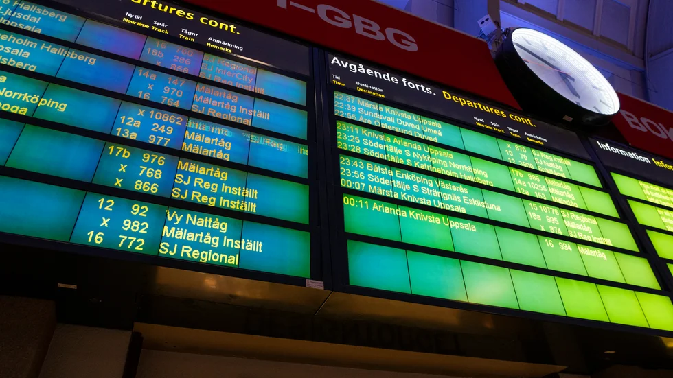 2023 riskerar att bli ett mörkt år för järnvägen. Utan nya lokförare, signaltekniker och anläggningsbyggare stannar tågen, skriver Anna Gillström och Elin Kebert, Byggföretagen.