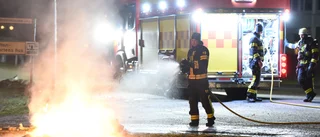 Fyrverkerikaos och flera bränder – stökig nyårsnatt i Sörmland ✓Tonåring sköt raketer rakt in i en folksamling