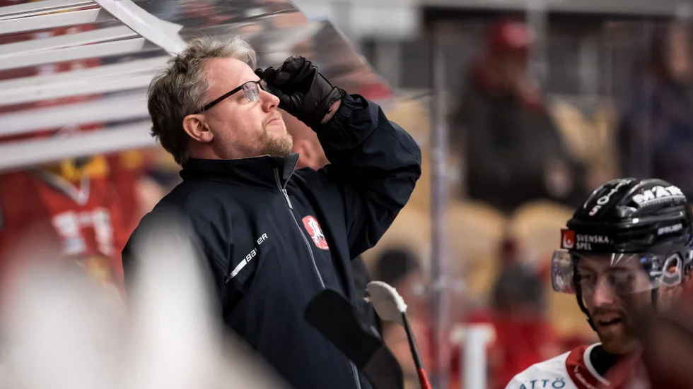 Vita Hästens tränare Anders Olsson återvänder till ett bekant hockeyland. Det bekräftar han för Sporten på valborgsmässoaftonen.