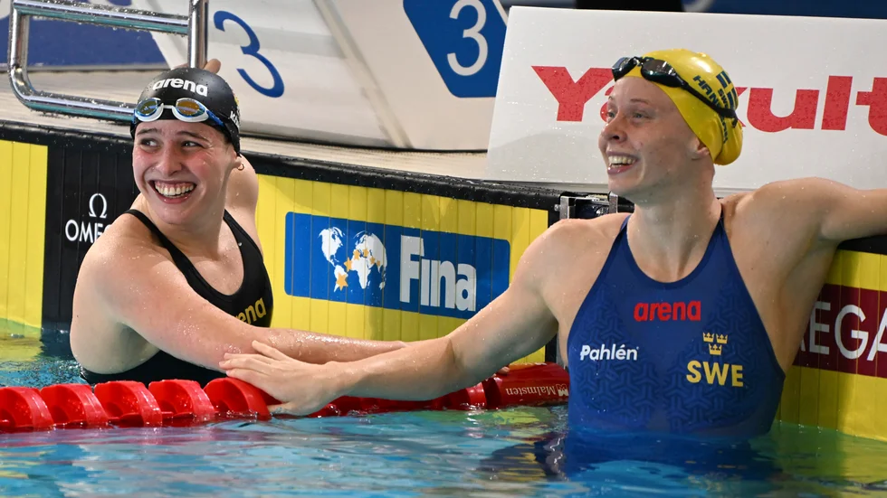 Louise Hansson till höger.