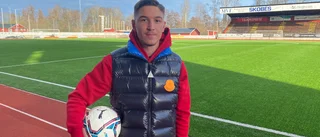 Fotbollsproffset hemma i Motala igen – bröt med Inter