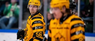 Både mål och assist – framför familjen på läktaren