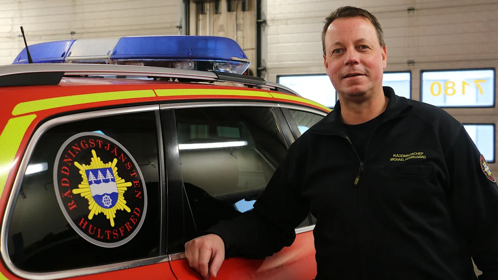 Räddningschefen Michael Hesselgård tycker det är fantastiskt att det nu blir en ny brandstation i Järnforsen. Den gamla håller inte måttet, säger han.
