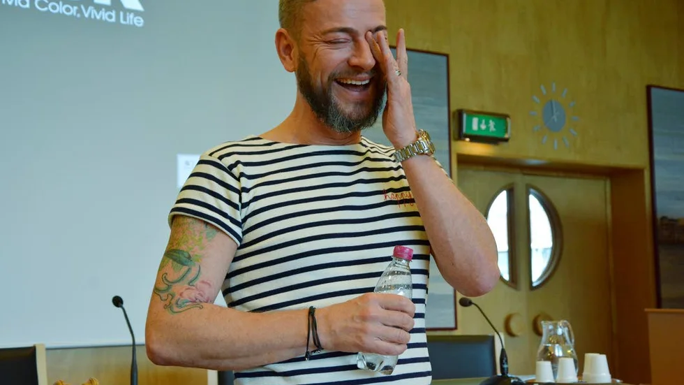 Mió Evanne berättade om när hans pappa råkade se när han och hans pojkvän hade sex.