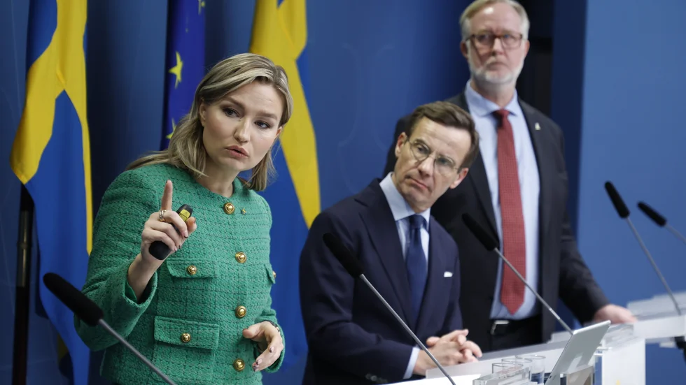 Regeringen – här representerad av näringsminister Ebba Busch (KD), statsminister Ulf Kristersson (M) och  arbetsmarknadsminister Johan Pehrson (L) – utlovar en samlad strategi för utvecklingen i norra Sverige.