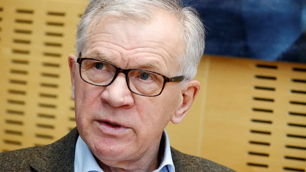 Karl Petersen, f d kommunalråd i Luleå, skriver regelbundet i NSD.