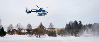 Skoter i vak: En person skadad - en saknad