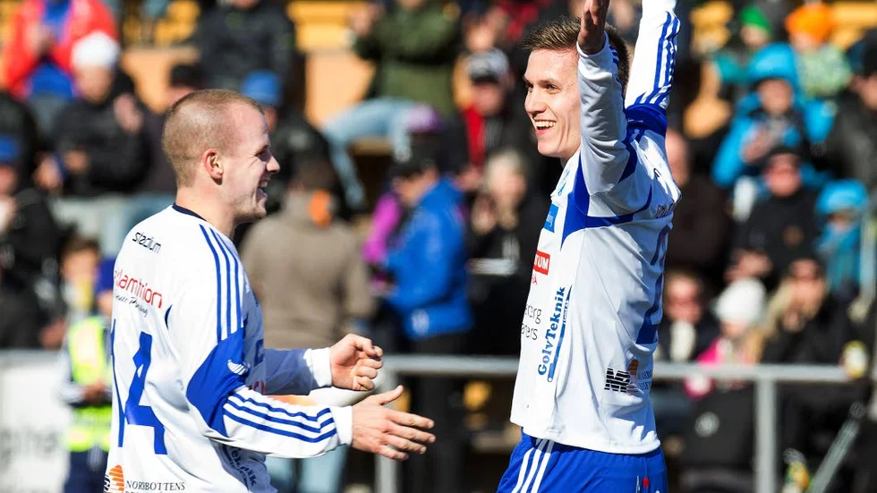RÄDDAREN. Anton Andersson räddade IFK Luleå med sin sena kvittering mot Sandviks IK i Svenska cupen.
