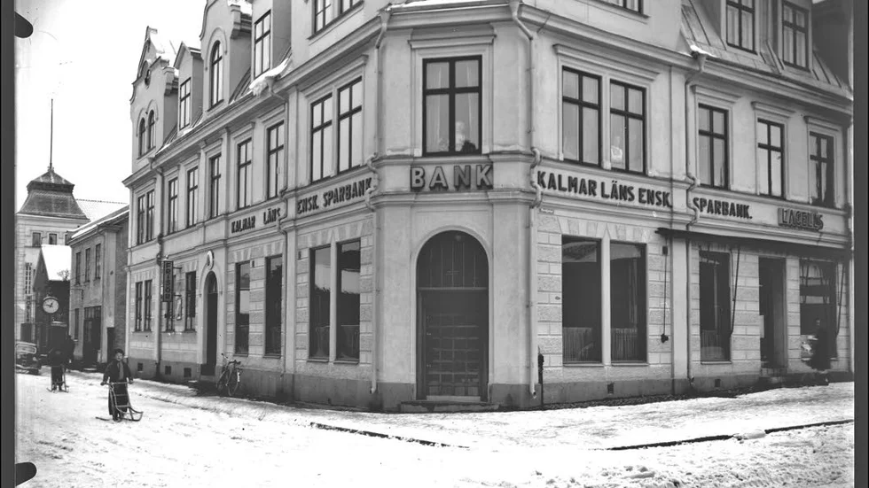 Bankhuset. Det var den här banken ett par män tänkte spränga 1928. Sparbanken låg vid Spötorget, där vi i dag hittar Västerport.