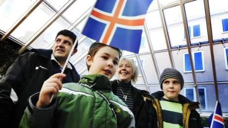Lucas Covarrubias, David, Eva Gillin och Daniel blev nyfikna på Island på Resemässan. Foto:Ellen Kindstrand