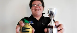 Hallå där Simon Hult, bridgespelare...