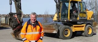 Pension efter 47 år i grävmaskinen