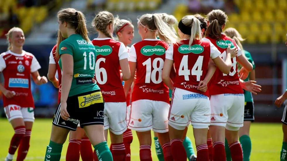 Sandviken fick jubla hela åtta gånger på Enavallen.