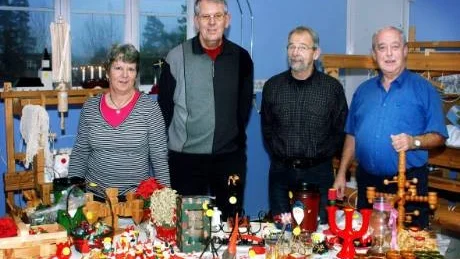Årets Hobby- och hantverksmässa i Loftahammar arrangeras på söndag i Bygdegården där dryga 20 talet utställare finns på plats. Bland annat dessa fyra från arrangerande bygdegårdsföreningen vilka är Inger Ingmarsson, Conny Altervall, Nils-Gunnar Johansson och Fred Liljedahl.