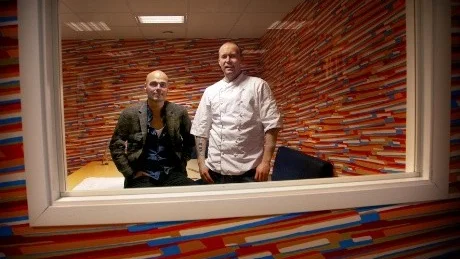 Jonas Settlin och Henrik Arkåsen har fått nya fönster att se ut från. I sommar öppnar de sin nya restaurang på Grönsakstorget.