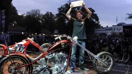Fredrik Blyckert från Örebro vann Guldbågen 2011 med sin chopper El Cabron.