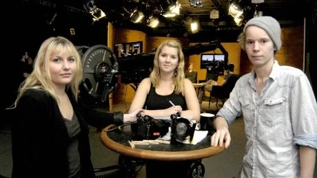 Emilia Johansson, Ålem, Ammi Svensson, Borås och David Emt, Stockholm är tre nyckelpersoner i torsdagens direktsänding på Gamleby TV-produktions där allmänheten är välkommen. Foto: Hans Brandin