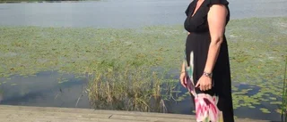 Dags för surströmmingsskiva på bryggan