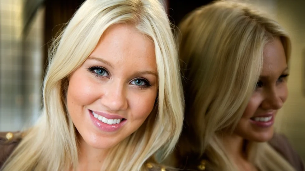 Blondinbella 16:9