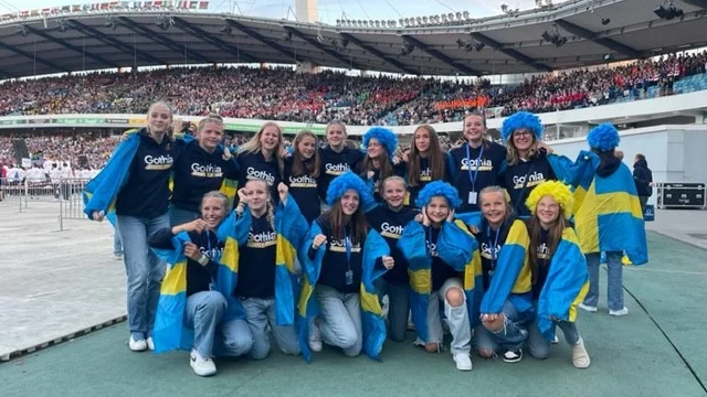 Alvik IKs F14 följde upp invigningen med två segrar och är nu nära slutspel i Gothia cup.