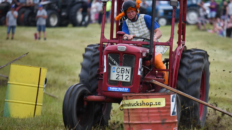 Pippi Långstrump var också sugen på att tävla med sin traktor.