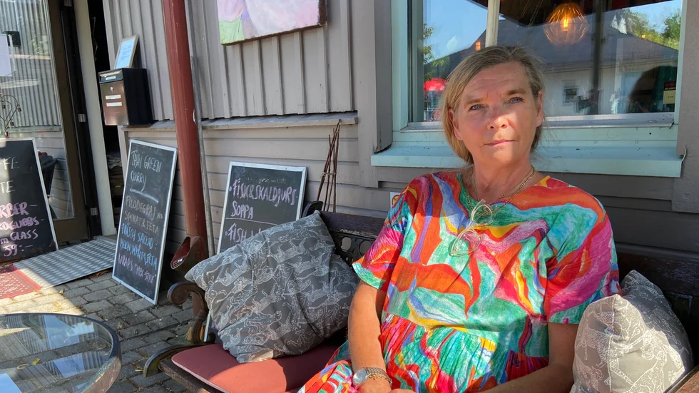 Kaféägaren Kristin Rydberg är tveksam till om kommunen kommer hinna med att bygga ut infrastruktur, vatten och avlopp med den tillväxttakt som är och varit de senaste åren.
