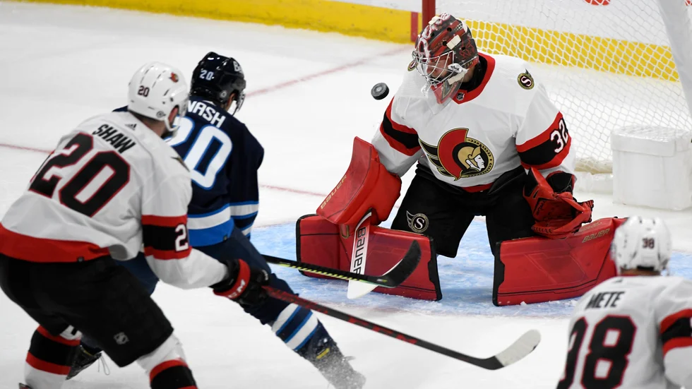 Filip Gustafsson går från Ottawa till Minnesota i ett målvaktsbyte. Arkivbild.