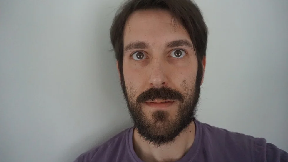 Adam Adobati har lämnat ett medborgarförslag som vill att samhällplaneringen även ska innefatta ett sätt att informera om och värna om den unika kultur- och naturmiljön.