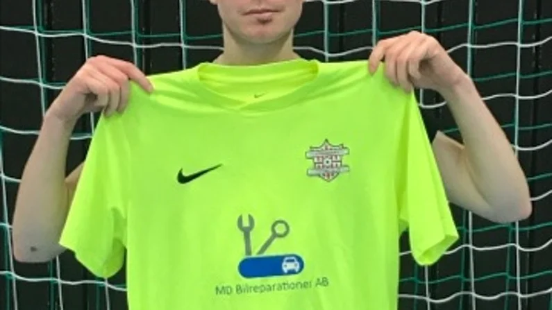 Alexander Johansson debuterade för Strängnäs futsal i lördags.