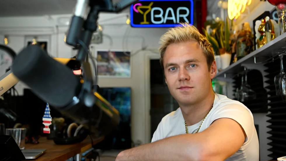 Fredrik Söderholm bekräftar att podcasten "Sorry, allt gick åt helvete" läggs ned. Arkivbild.