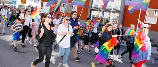 Hotad Prideparad räddas av rutinerad arrangör: "Det fanns ingen tvekan"