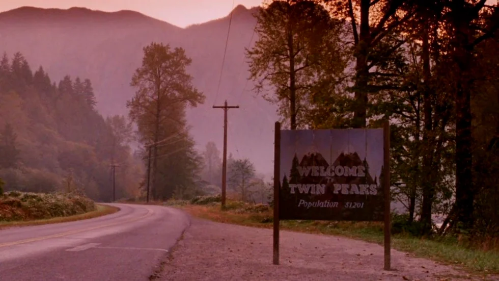 Snart får tv-tittarna rulla in i den kusliga hålan "Twin Peaks".