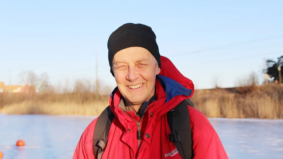 Kjell Hellsten från Friluftsfrämjandet anordnar långfärdskridskoturer i Gnesta och Björnlunda.