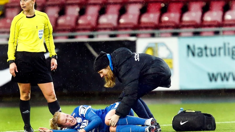 Elin Wahlström skadade korsbandet 28 april i fjol.