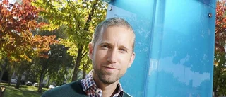 Ännu inga besked från M