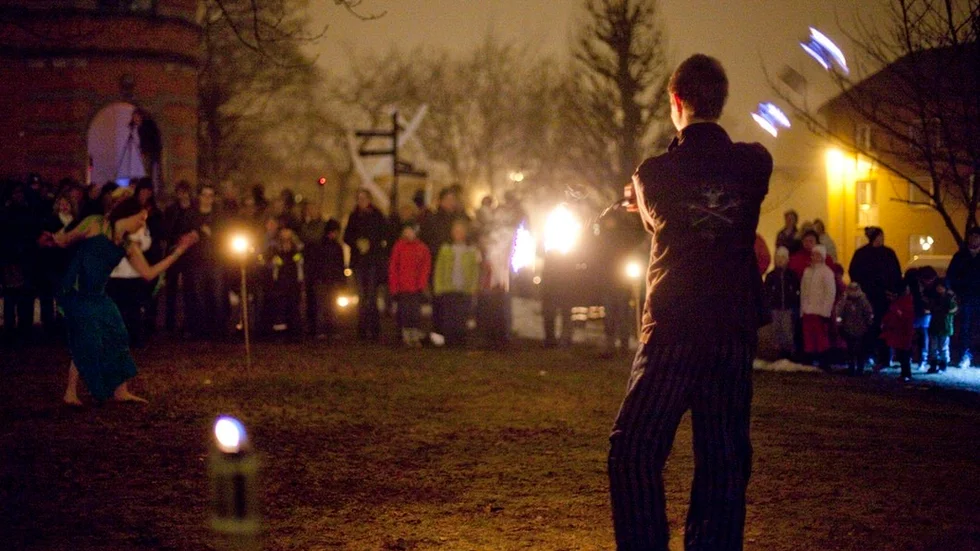 Så här såg det ut under Earth hour på Gröna kulle 2010. Numera är evenemangen ett minne blott. Publiken slutade att komma.
