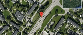 Flera fordon i olycka på väg 953