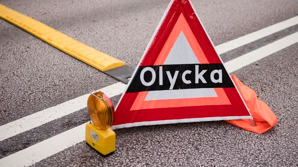 Vid klockan på söndagen inträffade en trafikolycka vid påfarten till E4 vid Hållet i Nyköping.