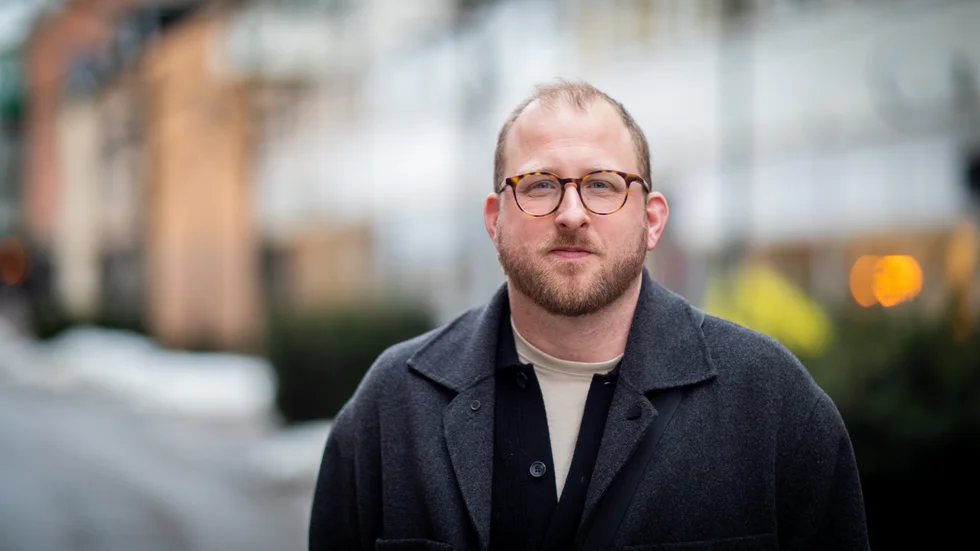 Niklas Linder, Katrineholms-Kurirens krönikör. 