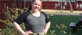 Josefin, 29, spelar dubbla karaktärer i ALV: "Lär inte tröttna"