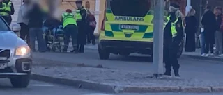 MC-olycka i centrala Luleå – en person förd till sjukhus